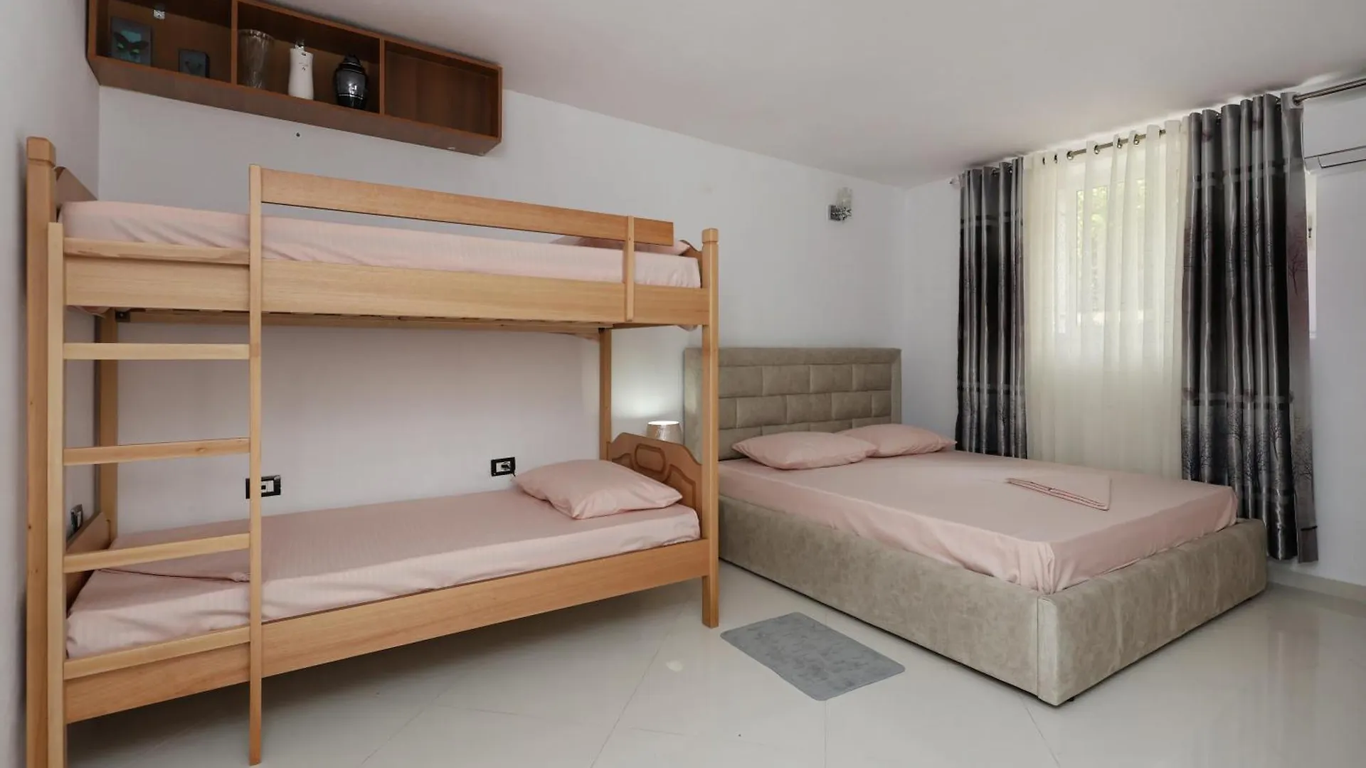 Guesthouse Berati 0*, בראט אלבניה